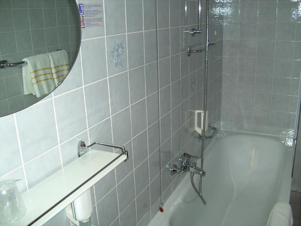 Hotel Voeslauerhof Bad Voeslau Room photo